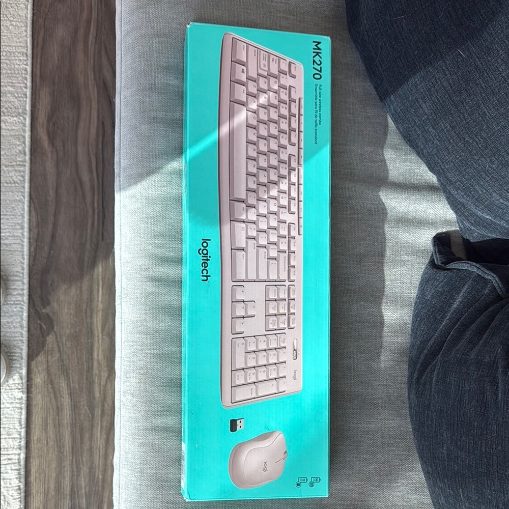 Logitech MK270 Wireless Keyboard and Mouse Combo - White